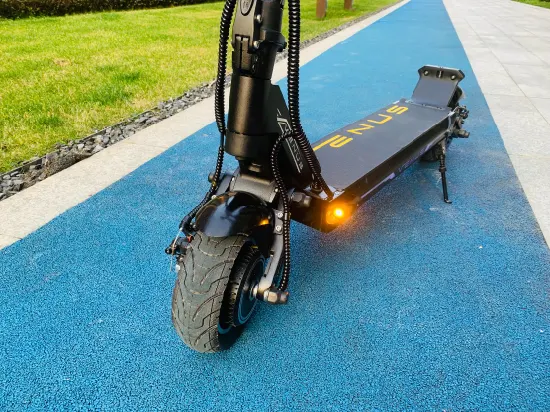 2022 Nuevo scooter eléctrico plegable de 8,5 pulgadas, scooter eléctrico
